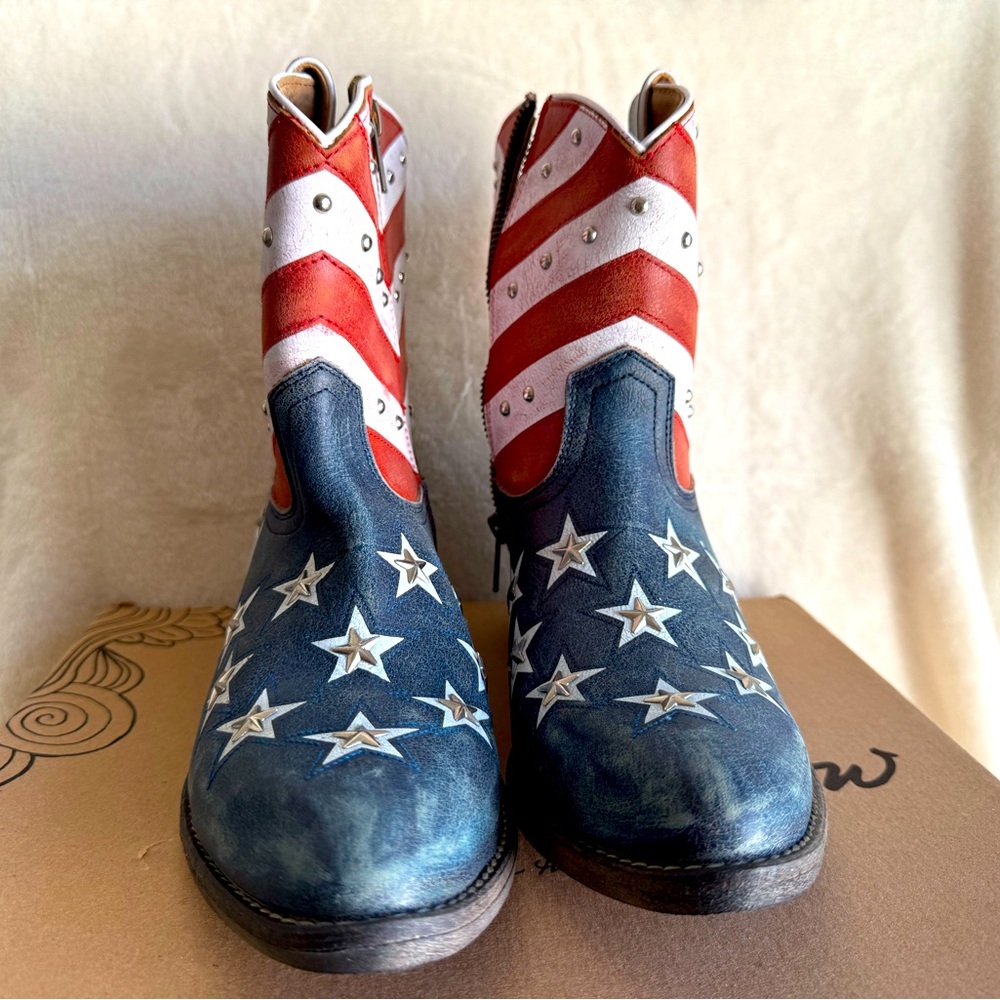 Sheryl Crow Cowboy Boots